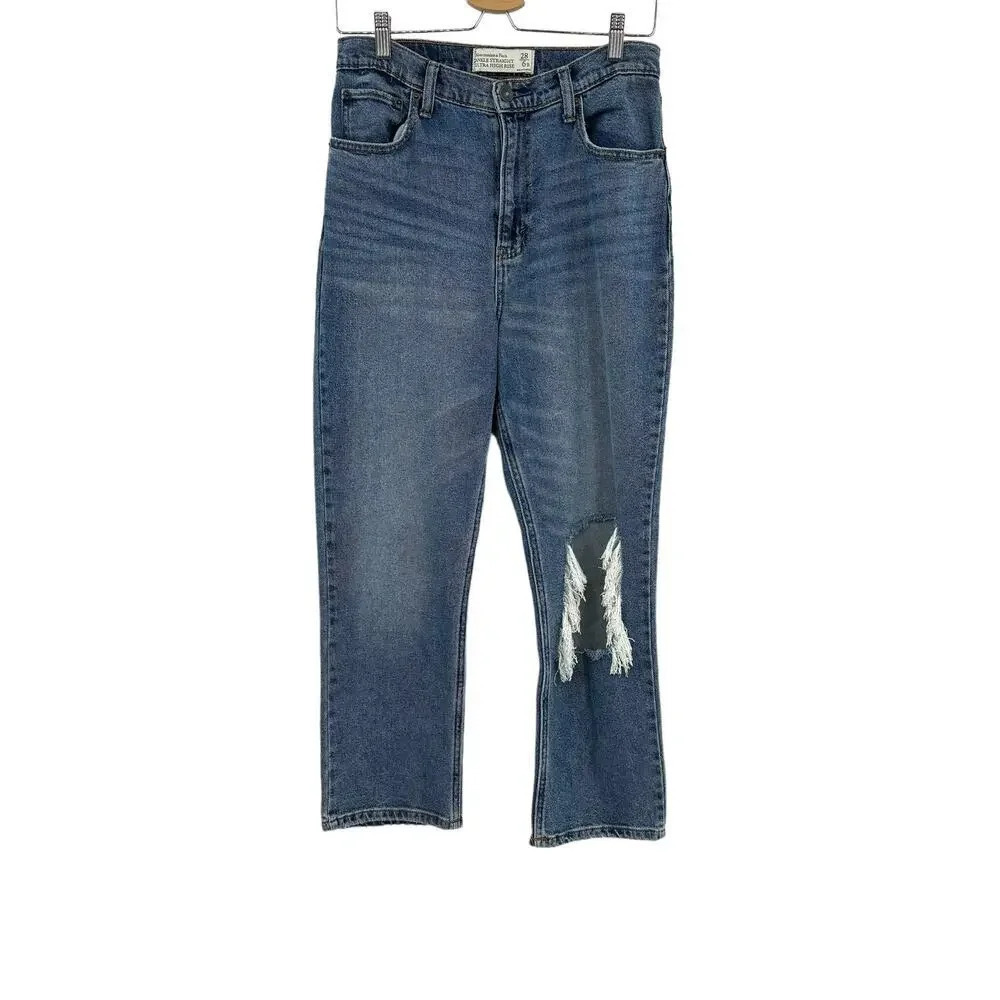 Abercrombie and Fitch Curve Love Jeans Ultra High Rise Ankle Straight Size 28 6R